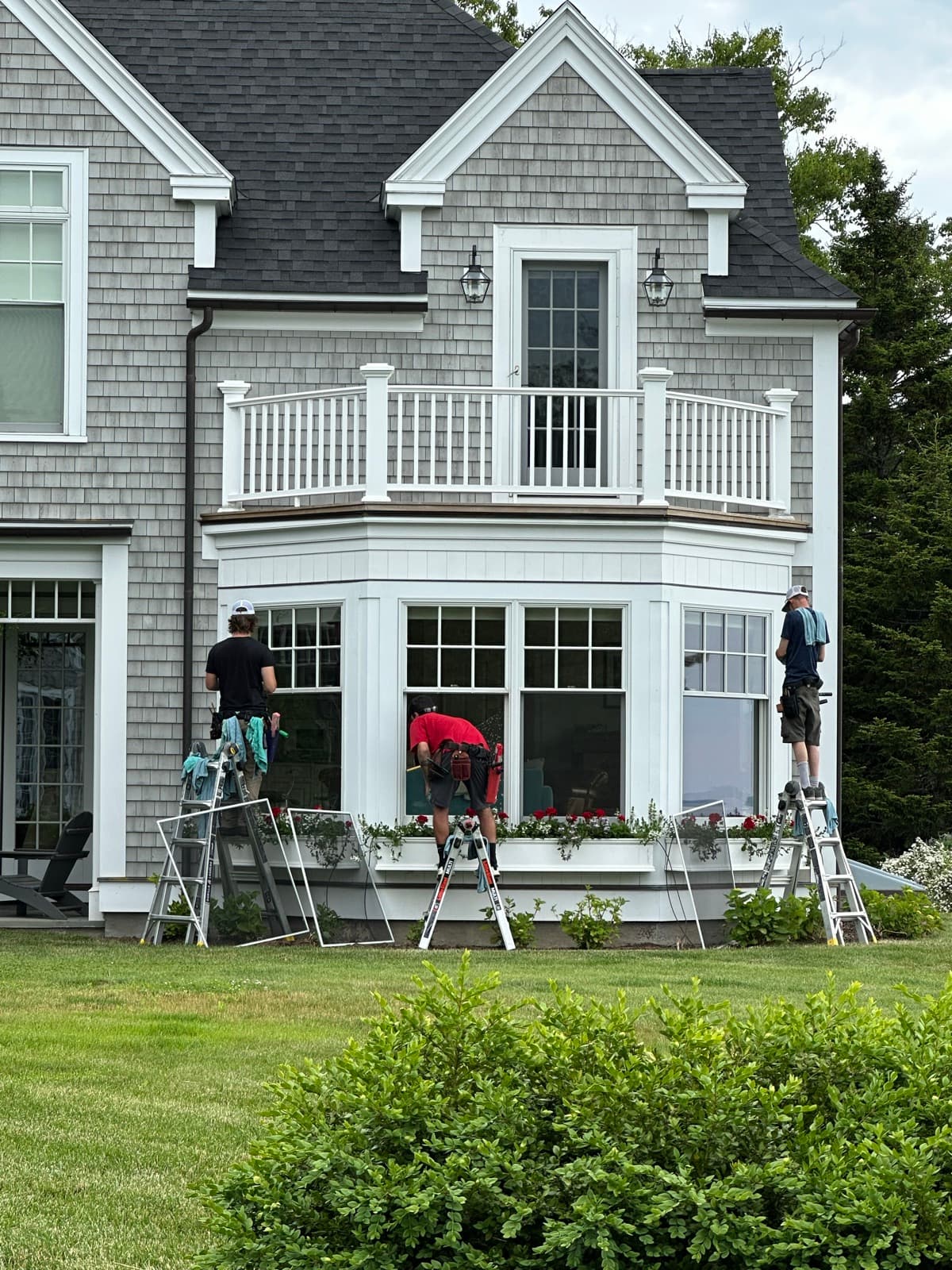 Professional window cleaning in Midcoast Maine — photo 10